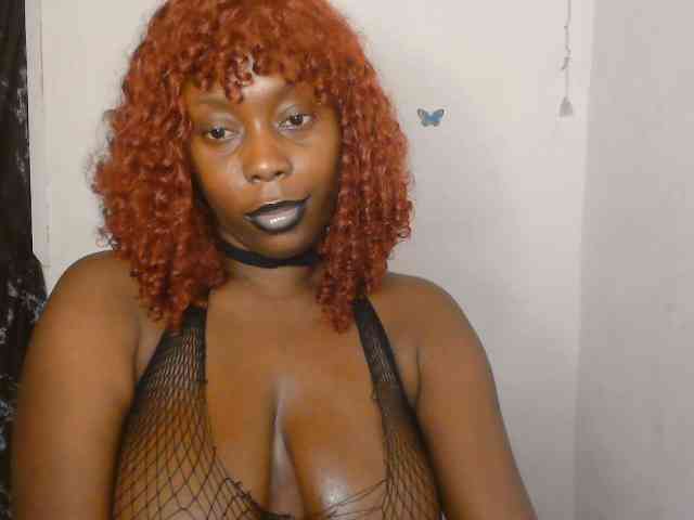 Strip-me-naked webcam
