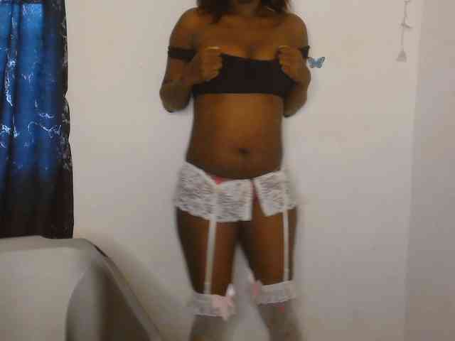 Strip-me-naked webcam