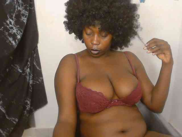 Strip-me-naked webcam