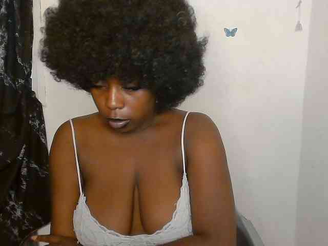 Strip-me-naked webcam