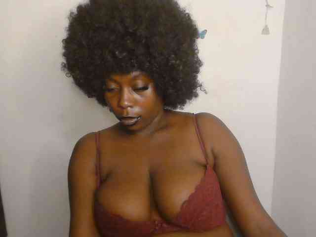 Strip-me-naked webcam
