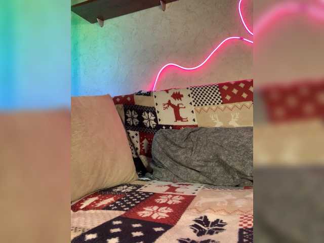 Barsi8 live cam on BongaCams