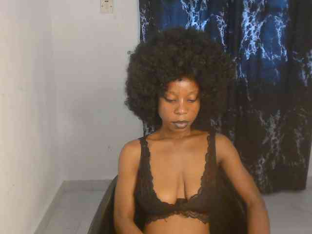 Nasty-lilly webcam