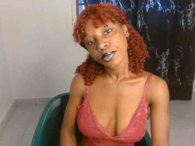 Nasty-lilly webcam