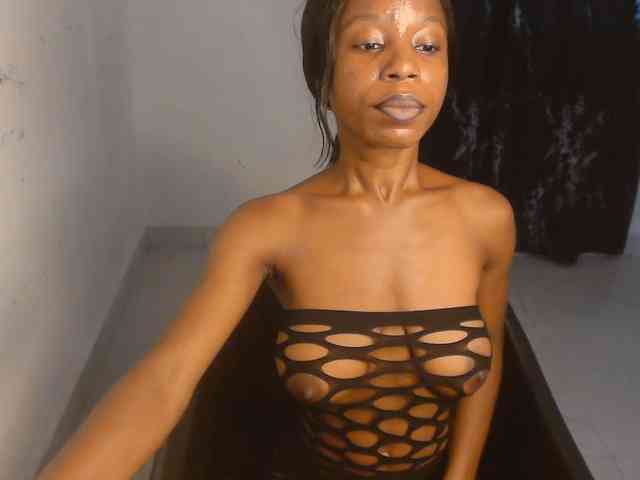 Nasty-lilly webcam