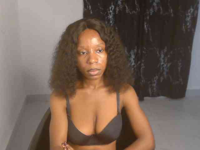 Nasty-lilly webcam