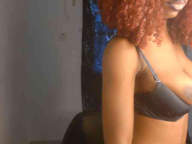 Nasty-lilly webcam