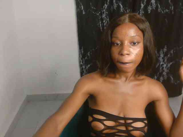 Nasty-lilly webcam