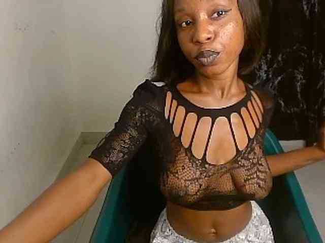 Nasty-lilly webcam