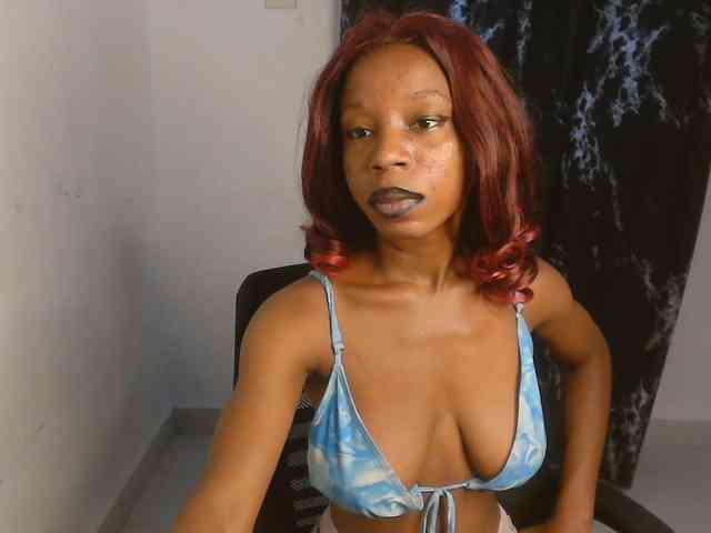 Nasty-lilly webcam