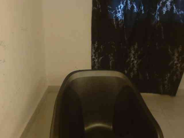 Nasty-lilly webcam