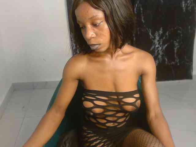 Nasty-lilly webcam