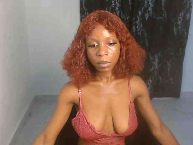 Nasty-lilly webcam