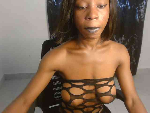 Nasty-lilly webcam