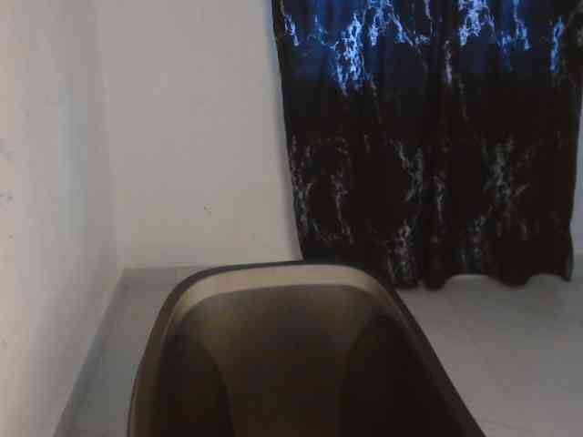 Nasty-lilly webcam