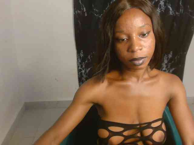 Nasty-lilly webcam