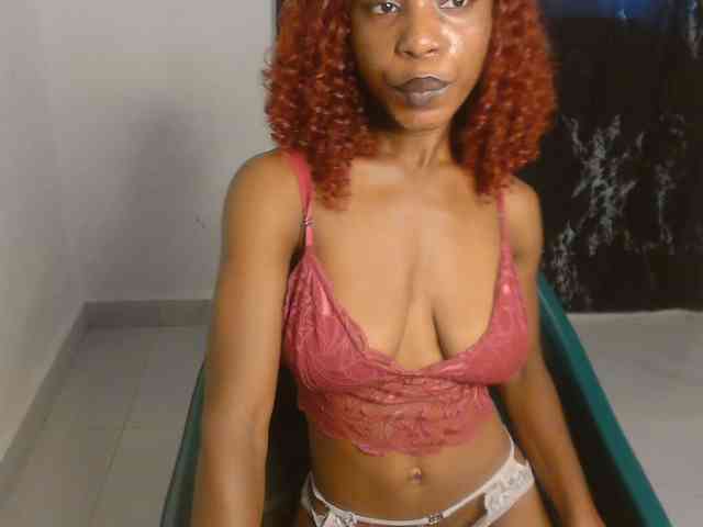 Nasty-lilly webcam