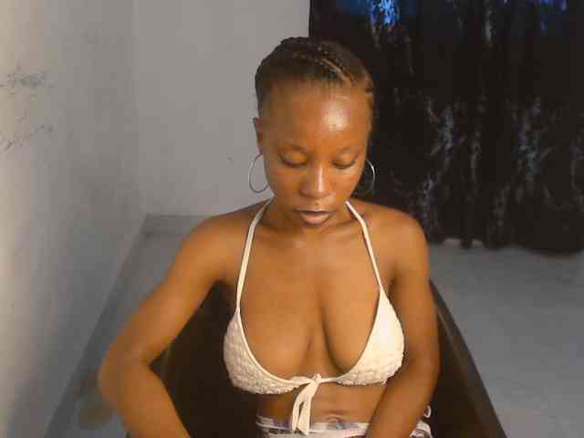 Nasty-lilly webcam