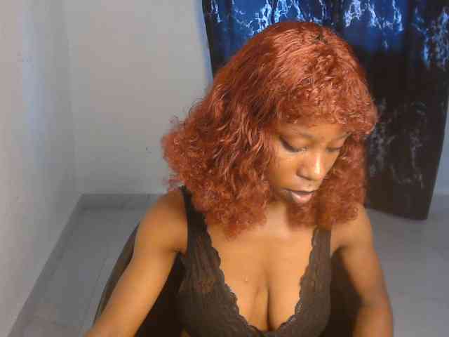 Nasty-lilly webcam