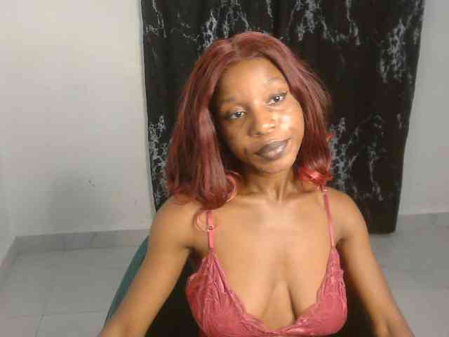 Nasty-lilly webcam
