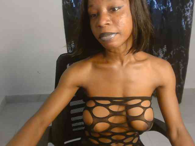 Nasty-lilly webcam