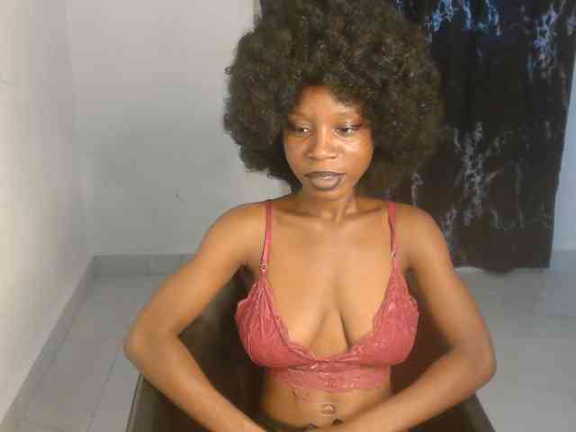 Nasty-lilly webcam