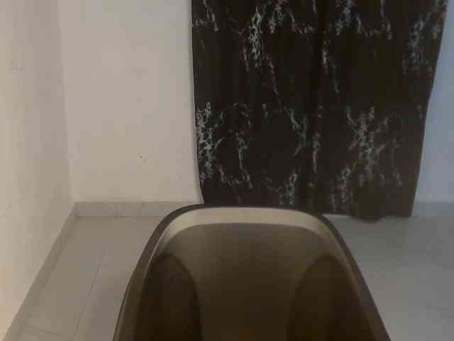 Nasty-lilly webcam