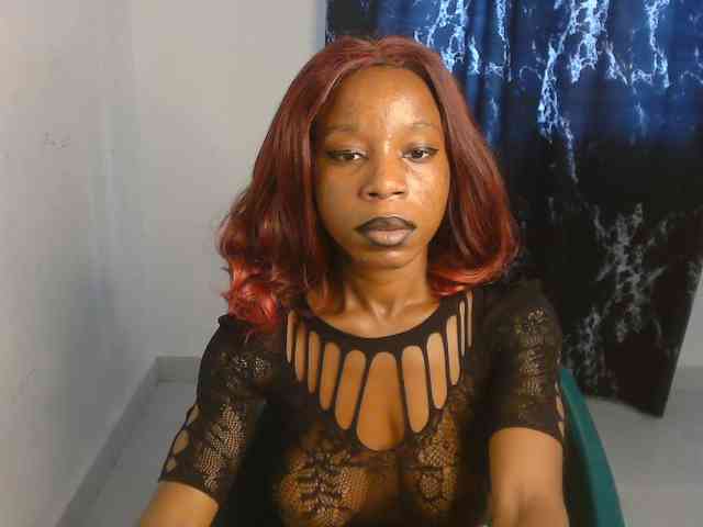Nasty-lilly webcam