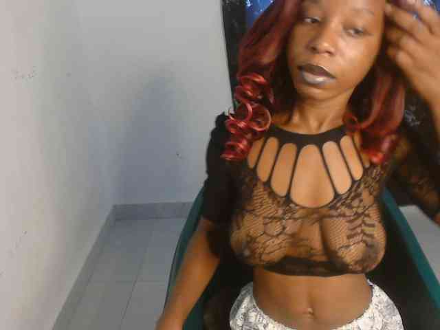 Nasty-lilly webcam