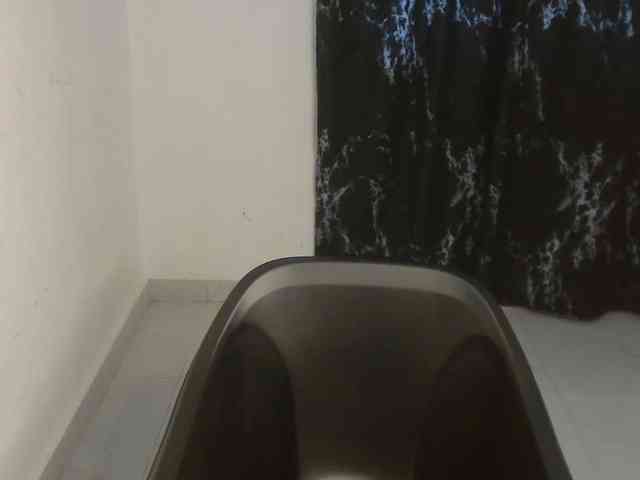 Nasty-lilly webcam