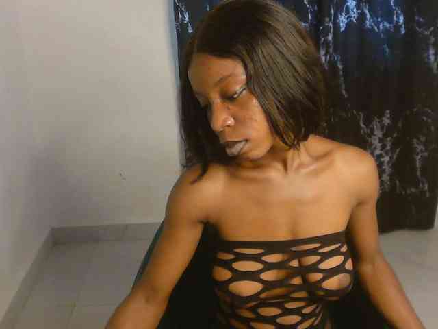 Nasty-lilly webcam