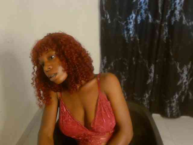 Nasty-lilly webcam