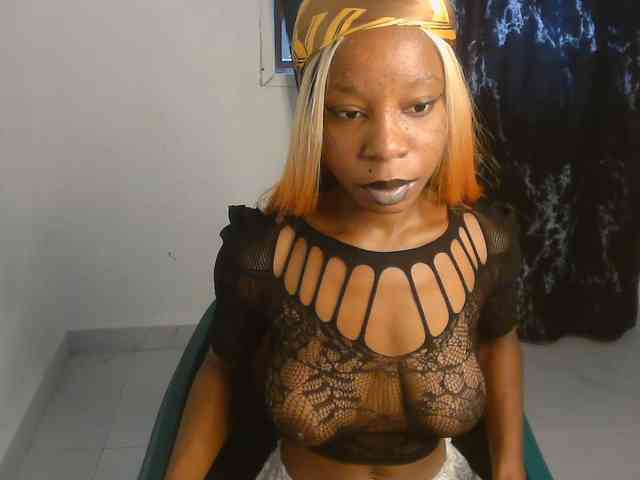 Nasty-lilly webcam