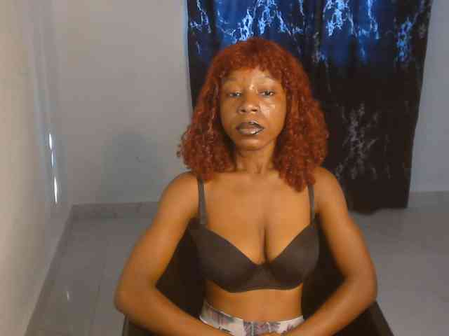 Nasty-lilly webcam