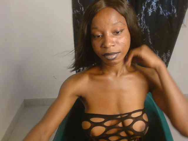 Nasty-lilly webcam
