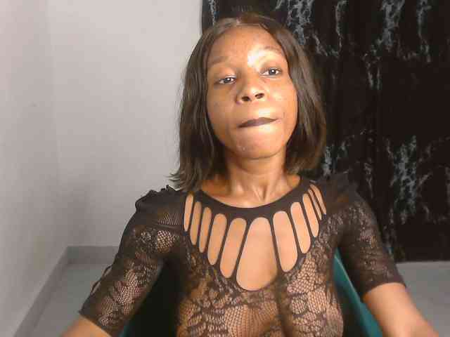Nasty-lilly webcam