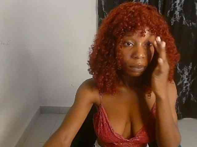 Nasty-lilly webcam