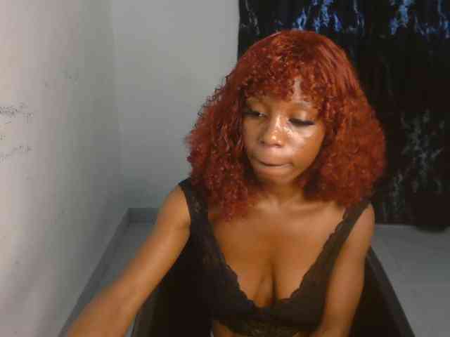 Nasty-lilly webcam