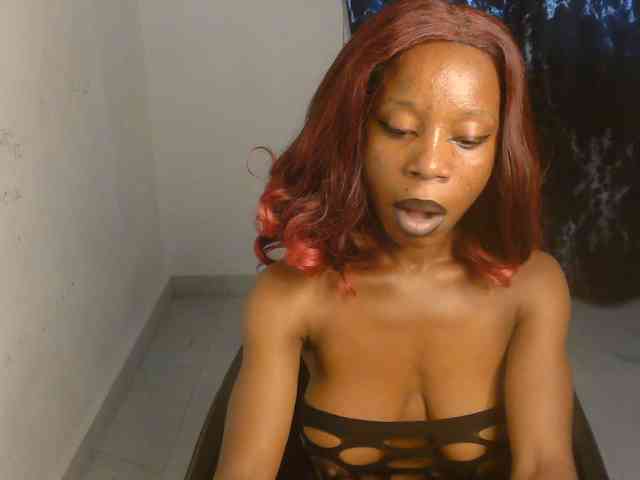 Nasty-lilly webcam