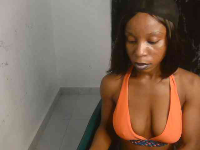 Nasty-lilly webcam