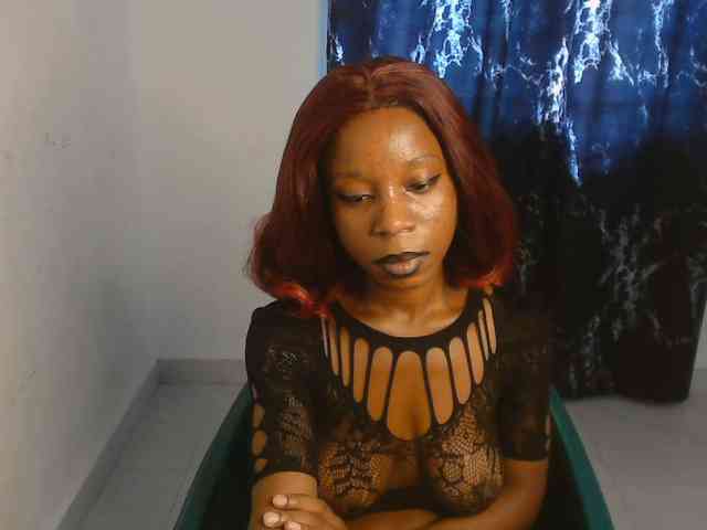 Nasty-lilly webcam