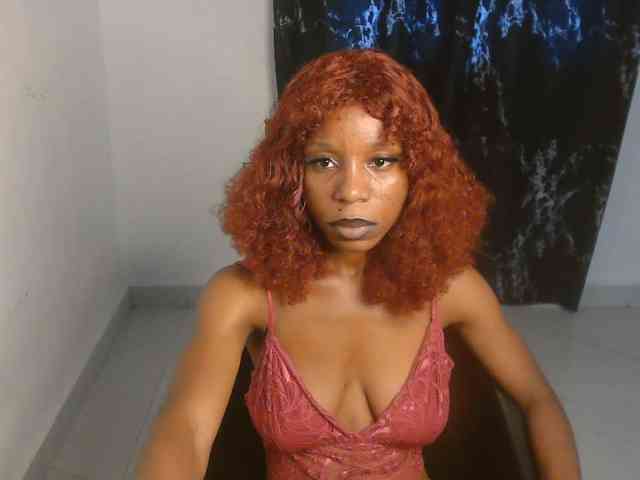 Nasty-lilly webcam