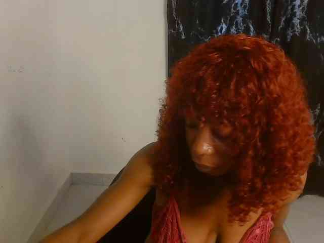 Nasty-lilly webcam