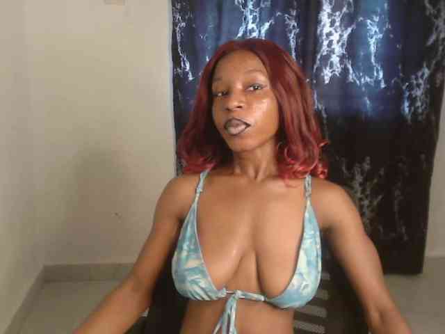 Nasty-lilly webcam