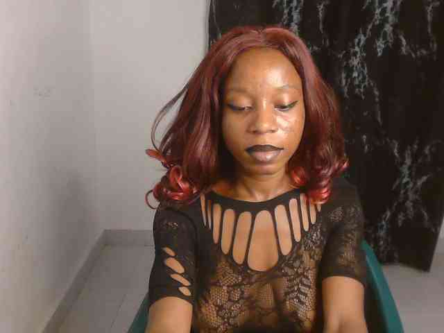 Nasty-lilly webcam