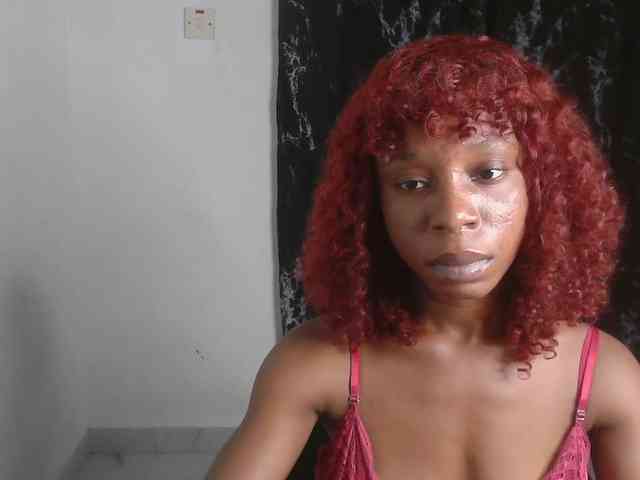 Nasty-lilly webcam
