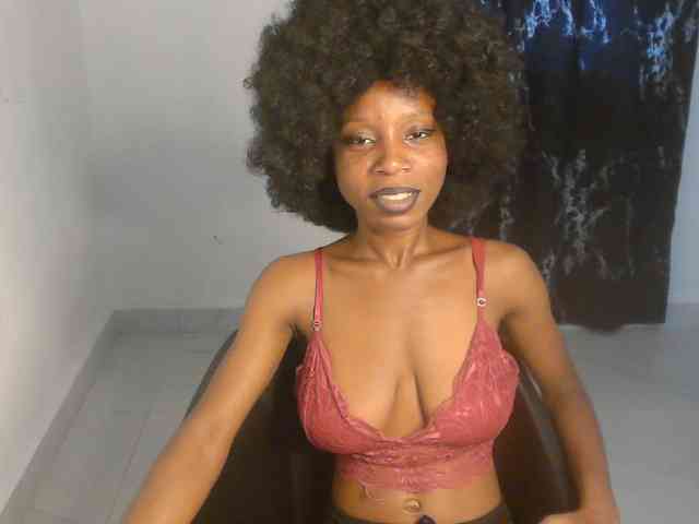 Nasty-lilly webcam