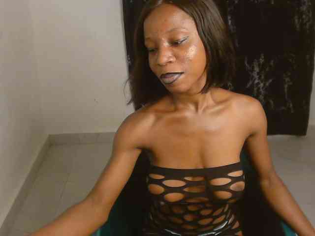 Nasty-lilly webcam