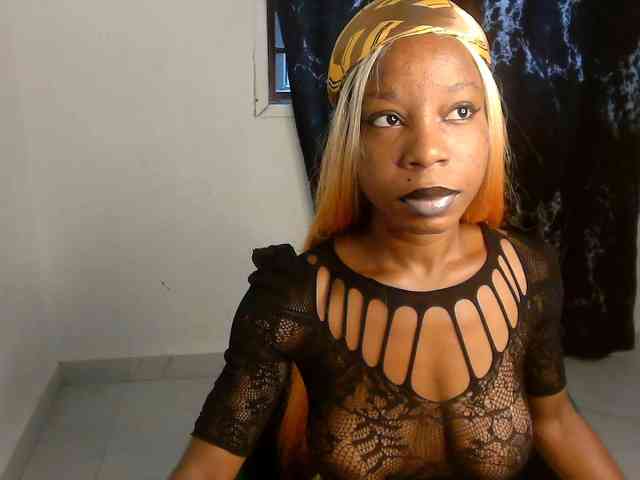 Nasty-lilly webcam