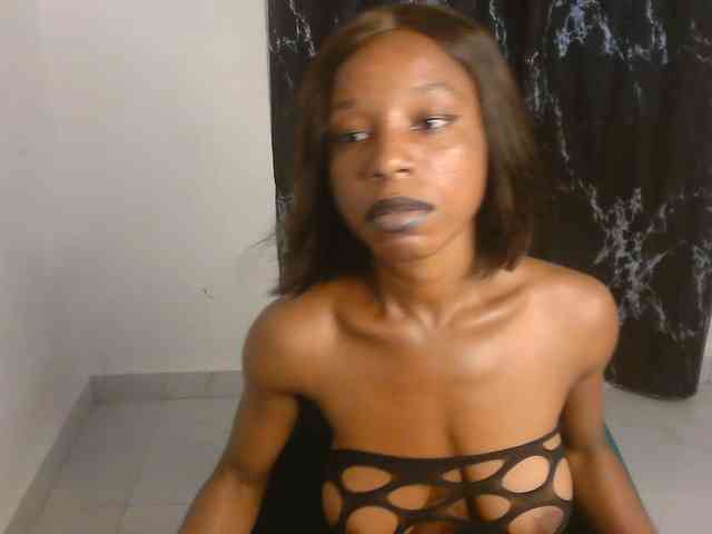 Nasty-lilly webcam